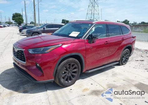 2022 Toyota Highlander Xle z USA, uszkodzony, nr VIN 5TDGZRAH7NS119827